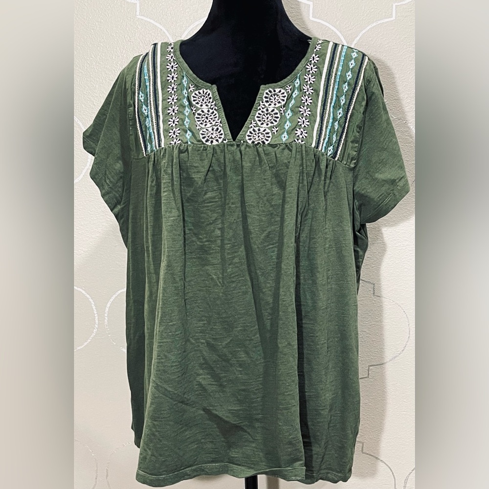 ST. JOHNS BAY EMBROIDERY DETAILS TEE SHIRT SIZE 2X